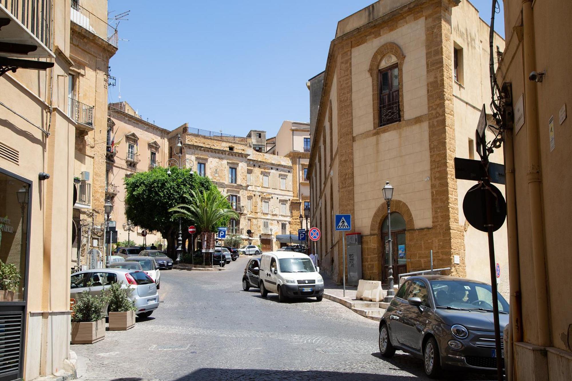 Fiore Dei Templi - Luxury Suite Experience Agrigento Eksteriør bilde